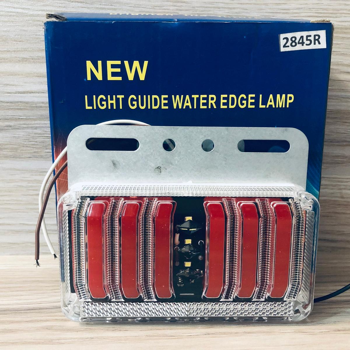 BODY LIGHT 24V RED
