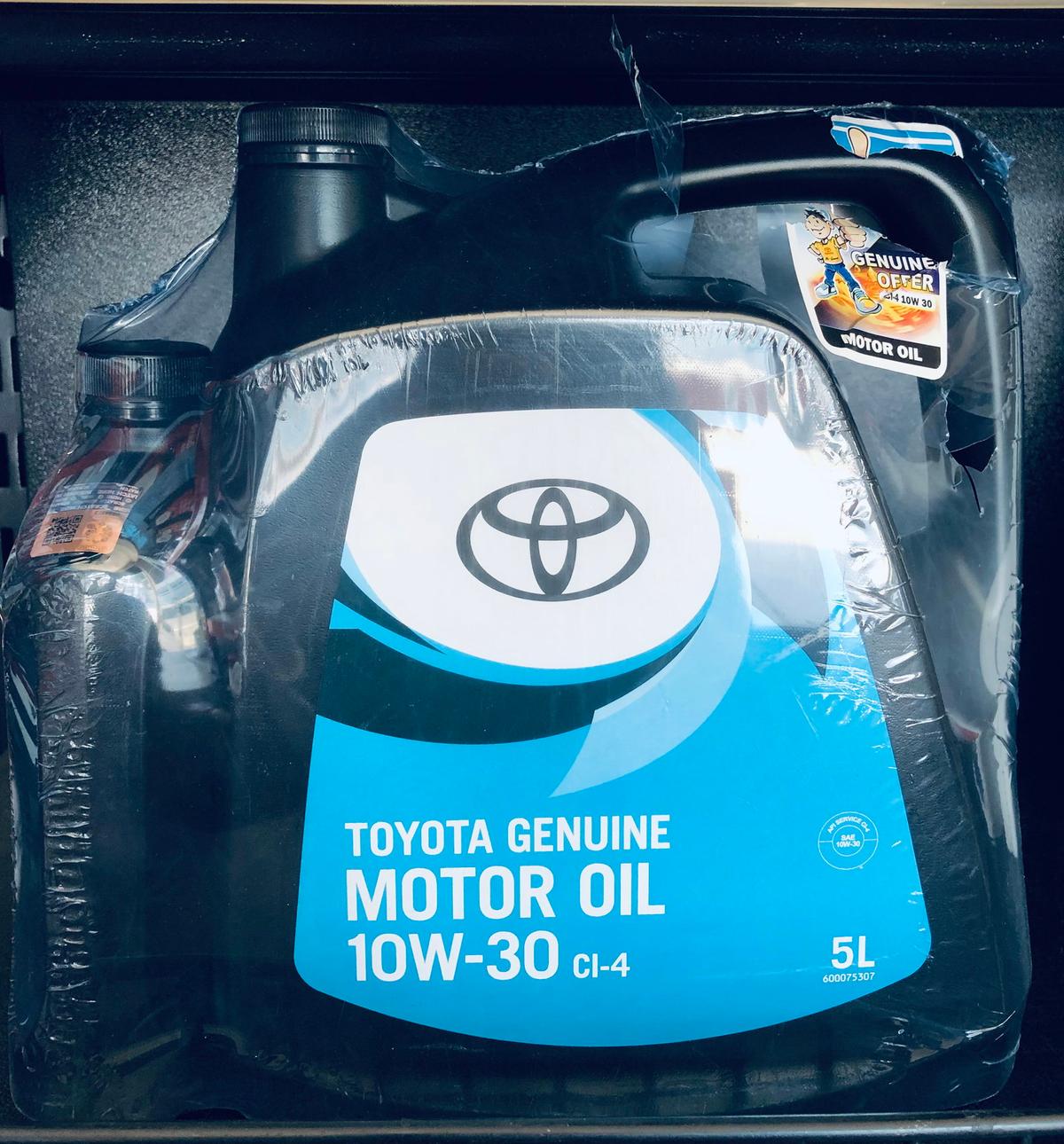 TOYOTA MOTOR OIL CI-4 10W-30 6L